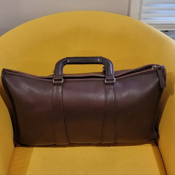 Vintage Coach Portfolio OBO - Picture 1 of 7